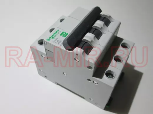 АВТ. ВЫКЛ. EASY 9 3П 40А С 4,5кА 400В =S= EZ9F34340 "SCHNEIDER ELECTRIC"